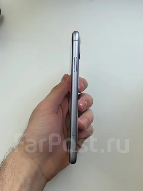 Apple iPhone 11. �/�, 128 ��, ����������, 4G LTE, Dual-SIM, ����������, NFC, eSIM, ������� �������, ������������ ������� ����