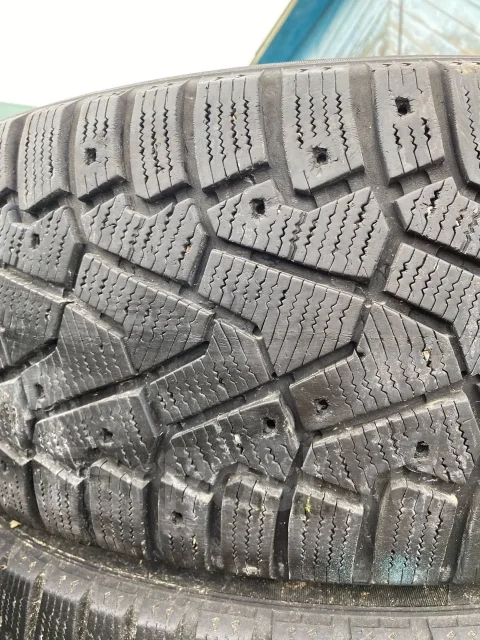 Pirelli Ice Zero. ������, ��� �����, �/�, ����� 35 % ����