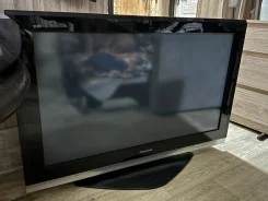 Panasonic Viera TH-R42PV700. ������ ����