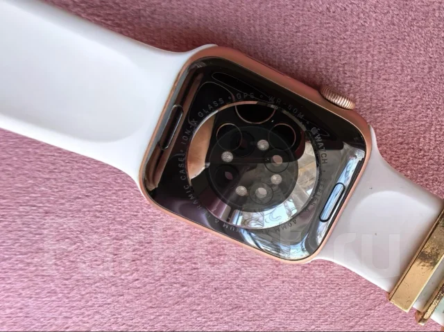 Apple Watch Series 6 ����