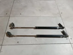 ������������ ����� ��������� �-�� Mitsubishi Space Wagon II (1991�1998) MB537550 MB537550 ����