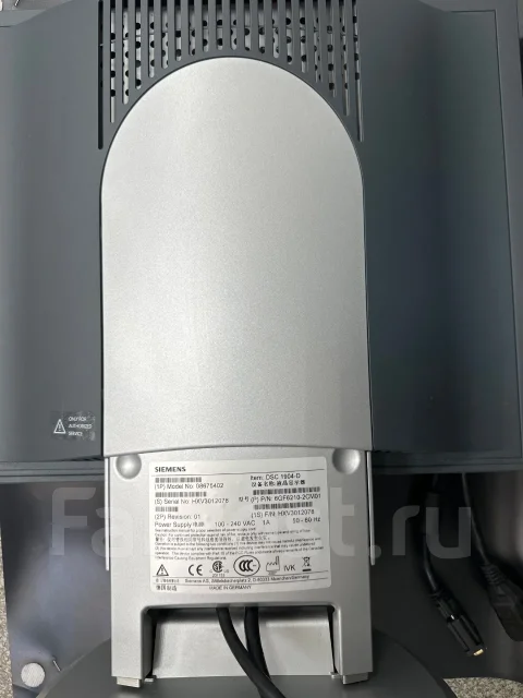 Fujitsu. 19" ����