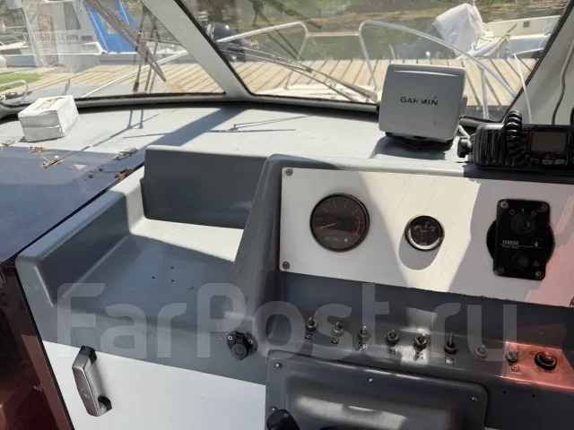 Mitsubishi MS-25. ����� 7,6��., ��������� ���������, 200��.�., ������ ����