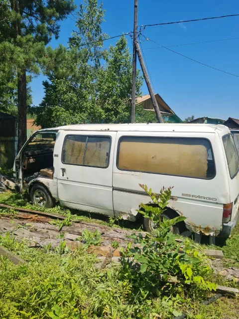 Isuzu Fargo ����