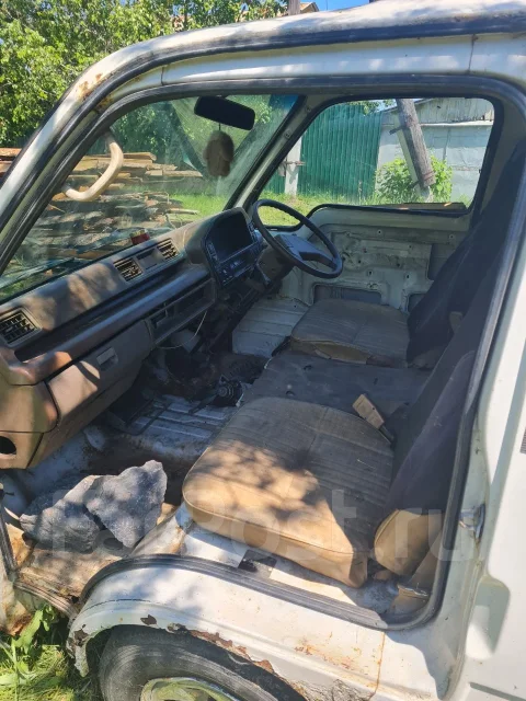 Isuzu Fargo ����