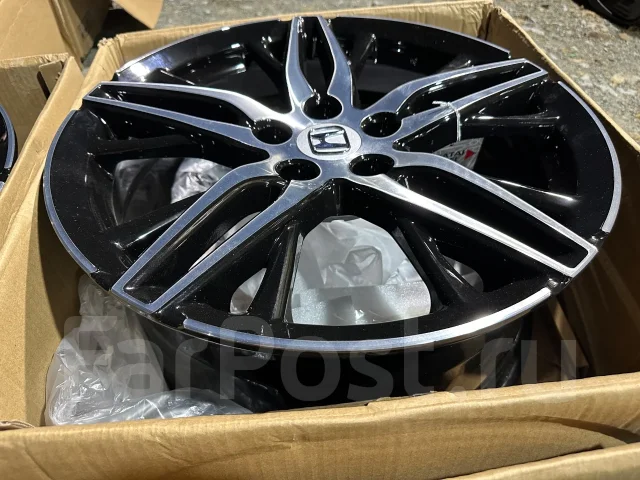 Honda Mugen. 8.0x18", 5x114.3, ET50, �� 64,1���. ����