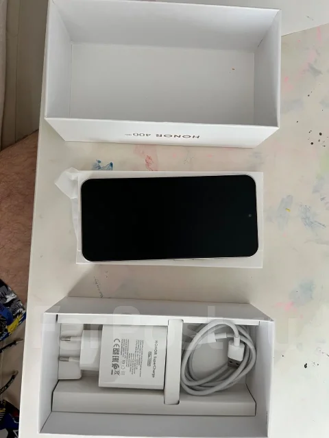 Honor 400. �����, 256 �� ����
