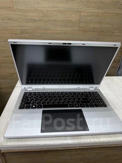 DEXP Aquilon. 15.6", ��� 4 ��, WiFi: 1, Bluetooth: 1, ����������� �� 3��. ����