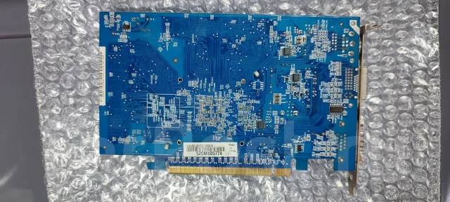 GeForce 8600 GT ����