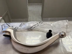����� �������� ����� VAG 4H0407693F (�����) 4H0407693F ����