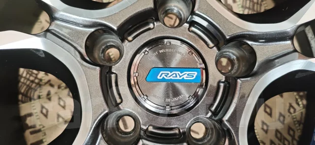 RAYS Gram Lights Azure 57ANA. 7.0/7.0x18", 5x114.3, ET45/53, �� 73,1���. ����