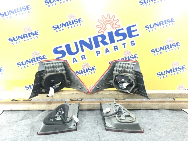 ���� Toyota Crown 30303 ����