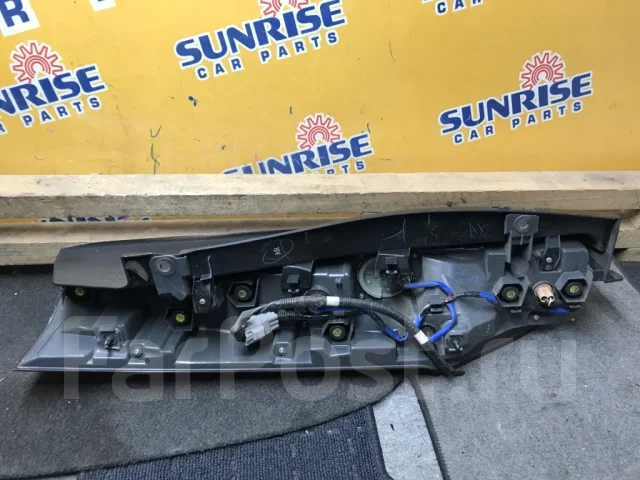 ���� Toyota Esquire 28231 ����