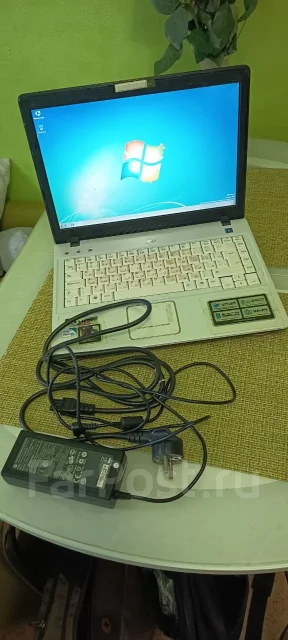 DNS. 14.1", ��� 4 ��, ���� 320���, WiFi: 1, Bluetooth: 1 ����