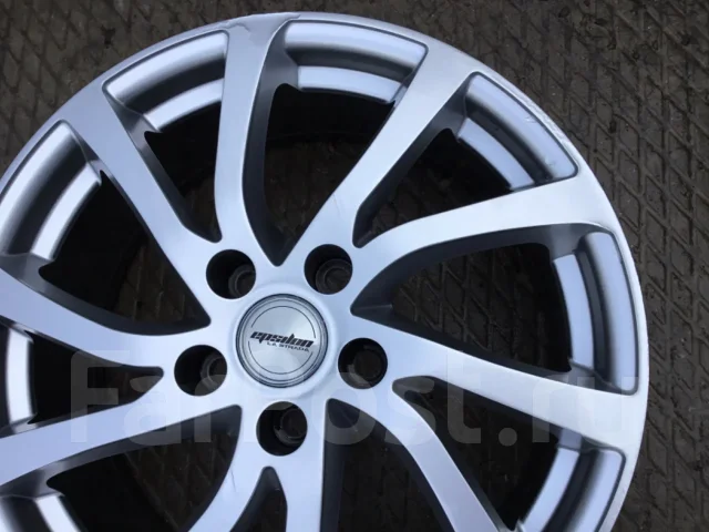 Strada. 7.0x17", 5x114.3, ET38, �� 60,1���. ����