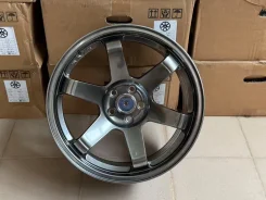 RAYS. 8.0x17", 5x100, ET35, �� 73,1���. ����