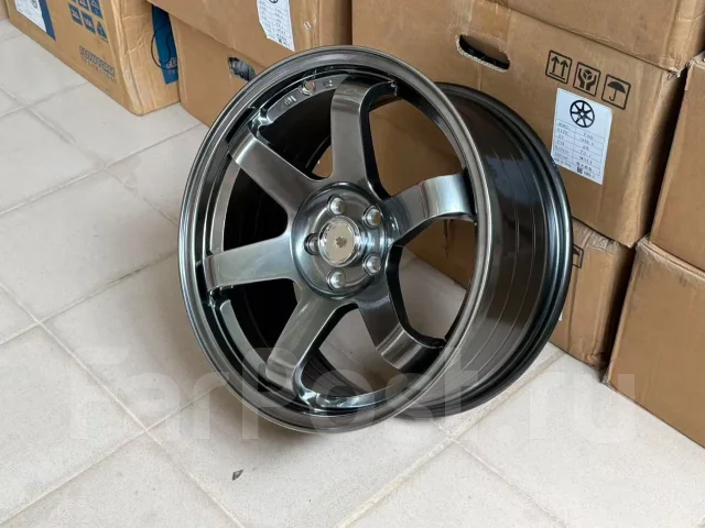 RAYS. 8.0x17", 5x100, ET35, �� 73,1���. ����