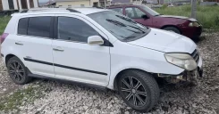 Geely MK Cross ����