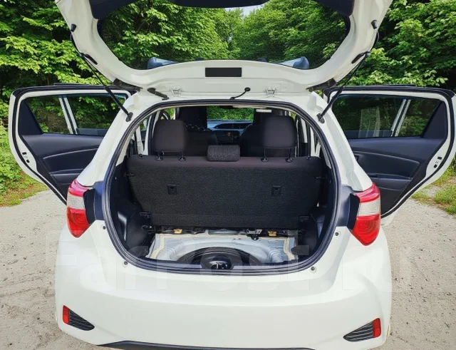 Toyota Vitz. ��������, ��������, 1.0 (69��.�.), ������, 184 000����. �� ����