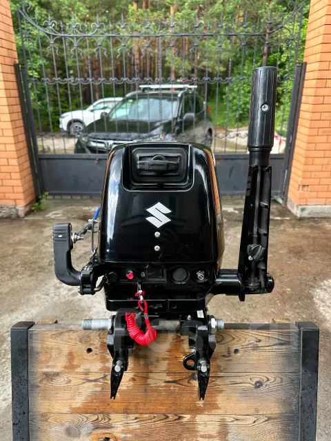 Suzuki. 30��.�., 2-�������, ����������, ���� S (381 ��), 2022 ��� ����