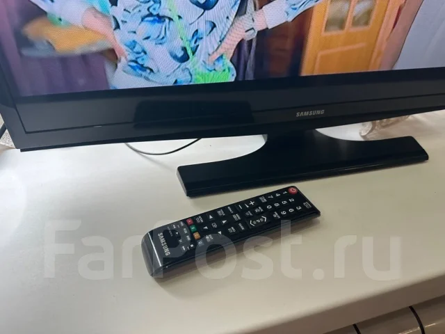 Samsung UE28J4100. LED ����