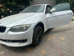 BMW 3-Series. WBAKF9C57BE262426 ����