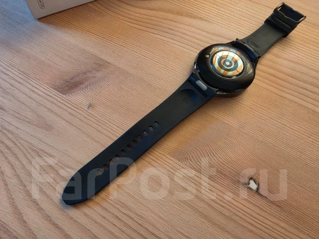 Samsung Galaxy Watch6 Classic. GPS, NFC, SIM-�����, IP68 ����