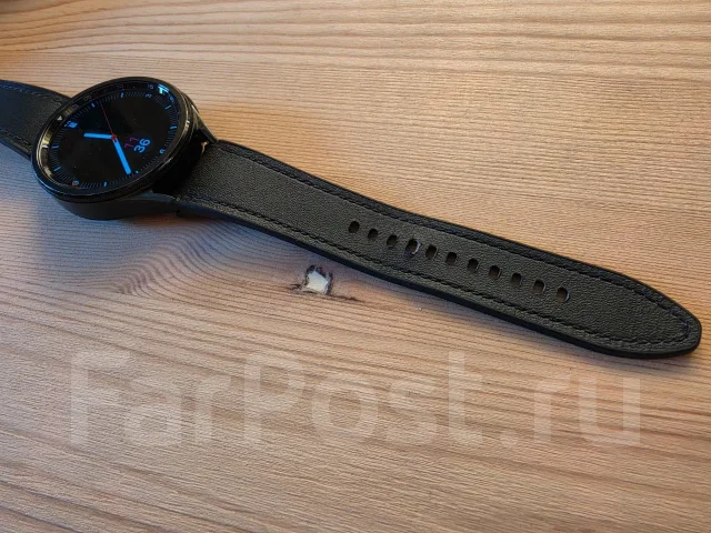 Samsung Galaxy Watch6 Classic. GPS, NFC, SIM-�����, IP68 ����