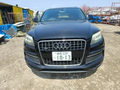 Audi Q7. BHK ����