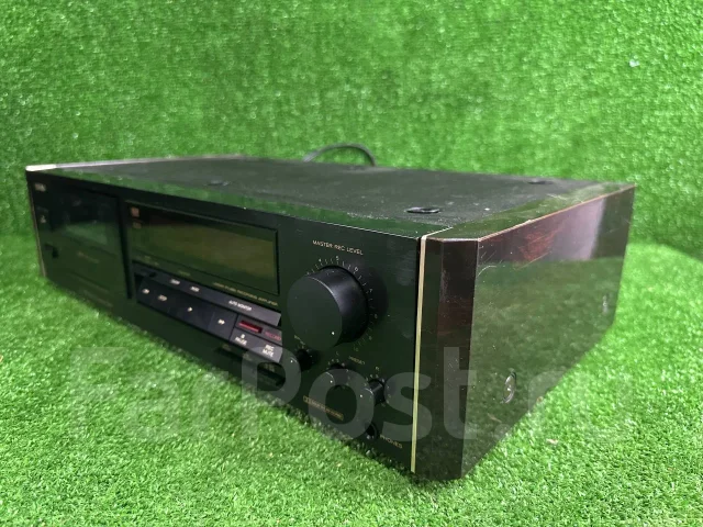 ��������� ���� TEAC V-680 ����