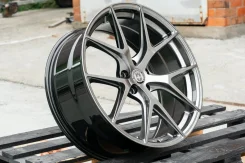 HRE P101. 8.5x20", 5x112, ET38, �� 66,6���. ����