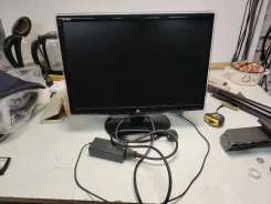 DNS. 19", ���������� �� (LCD, LED, QLED). ��� ����� �� ������������ ����