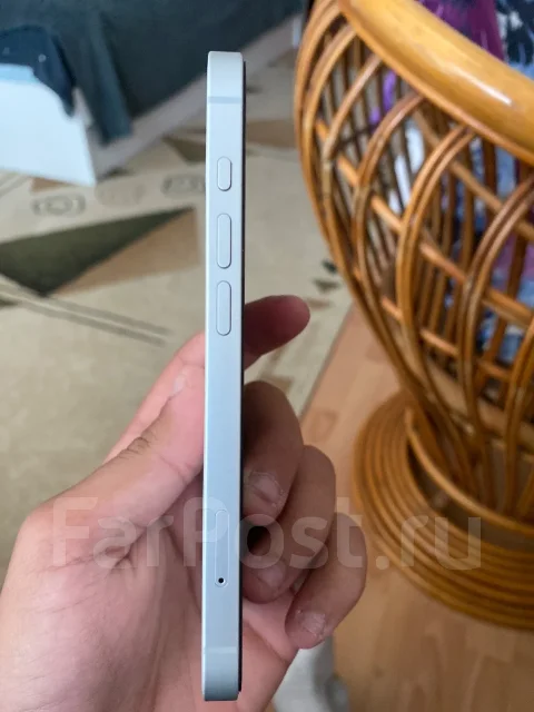 Apple iPhone 16e. �/�, 128 ��, Dual-SIM ����