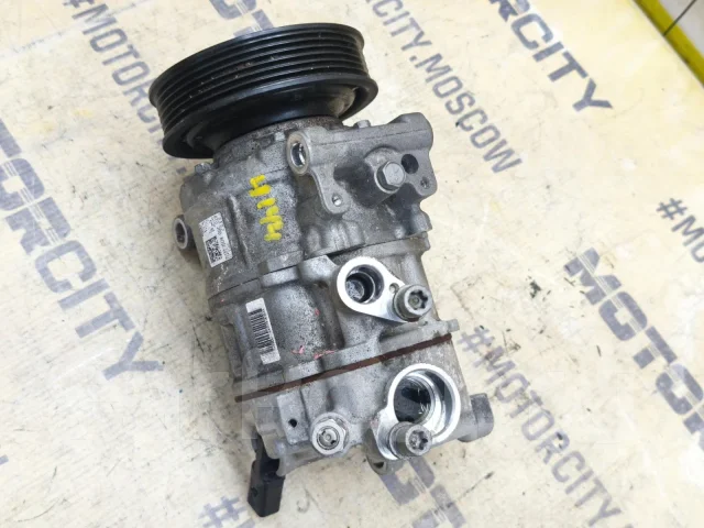 ���������� ������������ AUDI A4 2014 8T0260805E CDNB 8T0260805E ����