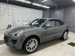 Porsche Macan ����