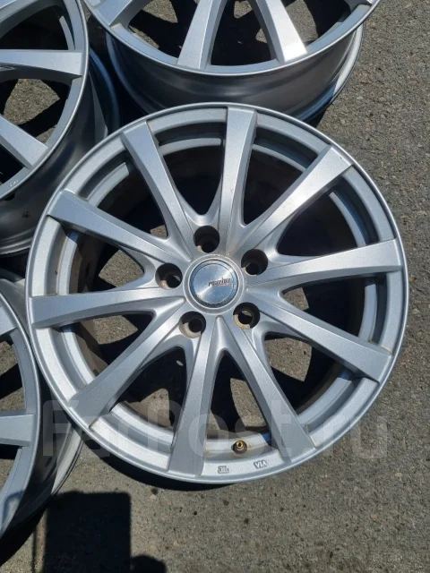 Weds Ravrion. 7.0x17", 5x114.3, ET39 ����