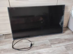 ����� FHD 40H51002. LCD (��) ����