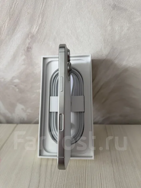 Apple iPhone 16 Pro. �/�, 512 ��, eSIM ����
