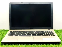 Asus. 15.6", ��� 4 ��, ���� 256���, WiFi: 1, Bluetooth: 1 ����