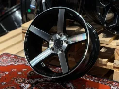 Vossen CV3-R. 7.0x15", 5x100, ET30, �� 73,1���. ����