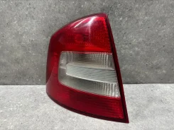 ������ ������ ����� Skoda Octavia 2 (A5) 2013 1Z5945111B ����