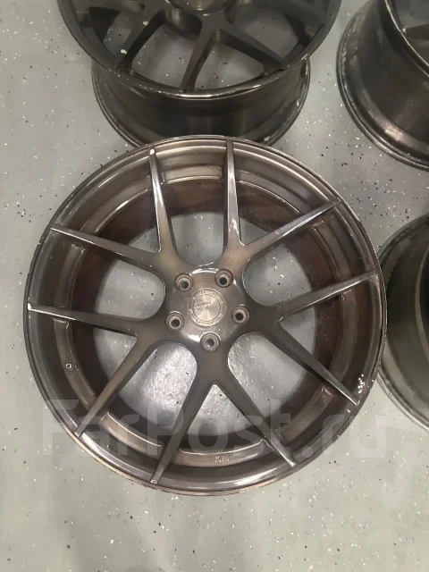 BMW. 9.5/11.0x20", 5x120, ET25/35, �� 72,6���. ����