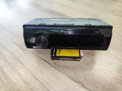 Pioneer MVH-S120UBW ����