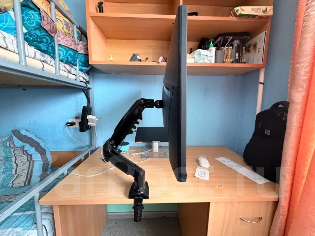 MSI. 27" ����