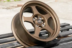 RGW. 7.0x15", 4x100, ET35, �� 73,1���. ����