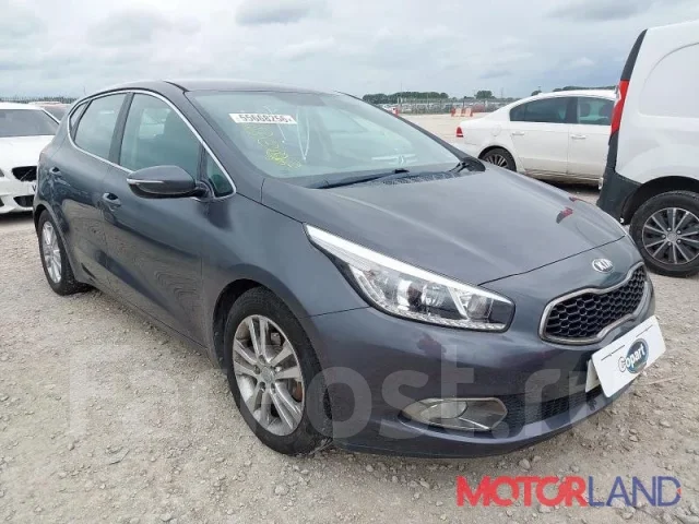 ������� Kia Ceed 2012-2018 21300917, ����� ������ 58300A2300 ����