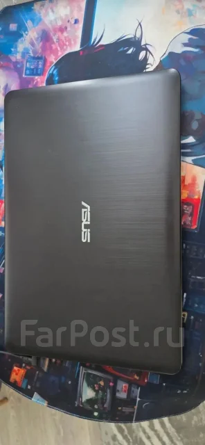 Asus X540S. 15.6", 1,6����, ��� 2048 ��, ���� 450���, WiFi: 1, Bluetooth: 1, ����������� �� 4��. ����