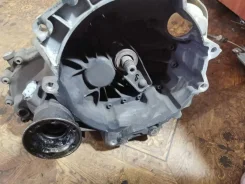 ���� Volkswagen Polo 2011-2020 02T301103AB 02T301103AB ����