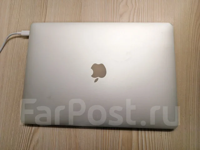 Apple MacBook Pro 13 2017 Mid. 13", 4,2����, ��� 8 ��, ���� 512���, WiFi: 1, Bluetooth: 1, ����������� �� 2��. ����