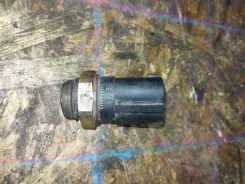 ������ ��������� ����������� ����� 4 Volkswagen Golf Mk4 (1997�2006) 1998 1J0959481A 1J0959481A ����